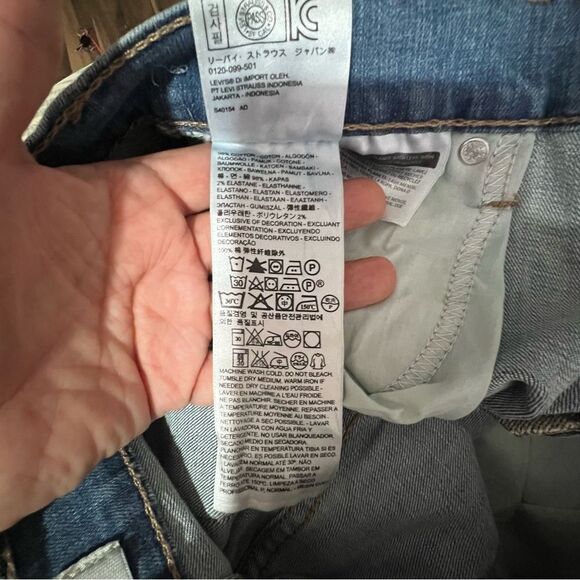 New! Levi’s 515 Bootcut Mid-Rise Medium Wash Blue Women’s Jeans Sz 6/28 - Picture 9 of 10